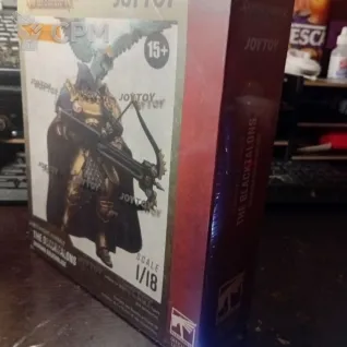 Описание картинки JoyToy Warhammer Age of Sigmar — Shakana Goldenblade 1/18 от  по цене 2 900руб | Свободный Рынок Миниатюр - СРМ