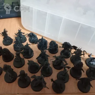 Описание картинки Кучка миниатюр от Dungeons Workshop по цене 100руб