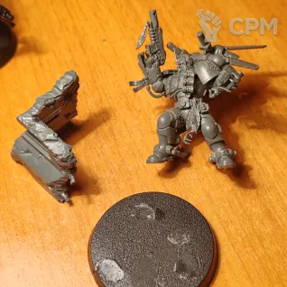 Описание картинки Кайваан Шрайк миниатюр Космодесанта (Space Marines / Raven Guard) от Gimliman по цене 2 000руб | Свободный Рынок Миниатюр - СРМ