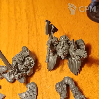 Описание картинки Оригинальные Blood Angels Sanguinary Guard от Gimliman по цене 1 500руб | Свободный Рынок Миниатюр - СРМ
