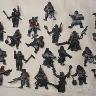 Описание картинки Chaos Cultists старые 25 шт от Беляев по цене 100руб | Свободный Рынок Миниатюр - СРМ