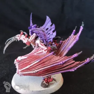 Описание картинки Tyranid Prime от Кодзима по цене 100руб | Свободный Рынок Миниатюр - СРМ
