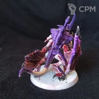 Описание картинки Tyranid Prime от Кодзима по цене 100руб | Свободный Рынок Миниатюр - СРМ