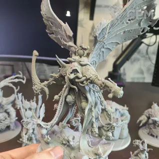 Описание картинки Mortarion и демоны нургла от  по цене 2 500руб | Свободный Рынок Миниатюр - СРМ