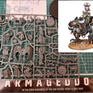 Описание картинки Orks Big Mek Dakkarig, из стартера Armageddon, Москва от  по цене 100руб | Свободный Рынок Миниатюр - СРМ