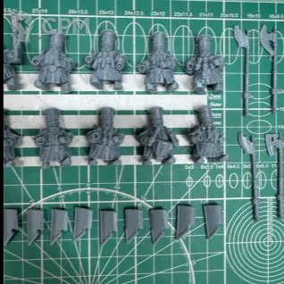 Описание картинки Chaos Dwarfs Heavy Guard with shields and polearms от Recruiter по цене 600руб | Свободный Рынок Миниатюр - СРМ