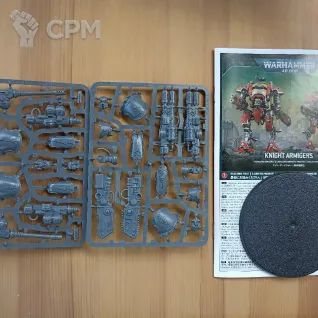 Описание картинки Armiger Helverin| Warglave, оригинал на литниках от Пилорама по цене 2 000руб | Свободный Рынок Миниатюр - СРМ