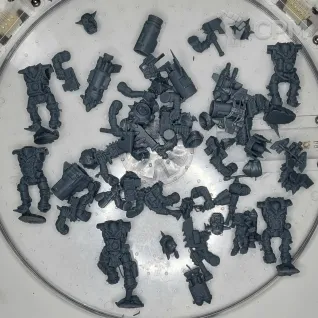 Описание картинки Ork Stormboyz от Бруталити по цене 700руб | Свободный Рынок Миниатюр - СРМ