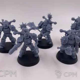 Описание картинки Берсеркеры Кхорна от Подземный человек по цене 300руб | Свободный Рынок Миниатюр - СРМ