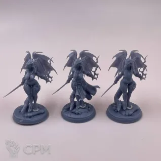 Описание картинки Fantasy Pin-up. Драконорожденая от Подземный человек по цене 250руб | Свободный Рынок Миниатюр - СРМ