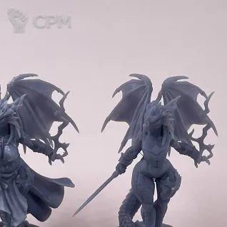 Описание картинки Fantasy Pin-up. Драконорожденая от Подземный человек по цене 250руб | Свободный Рынок Миниатюр - СРМ