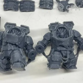 Описание картинки Orcs in buster armor от Подземный человек по цене 400руб | Свободный Рынок Миниатюр - СРМ