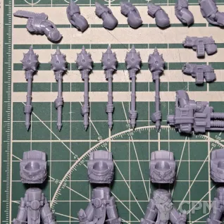 Описание картинки Word Bearers Tartaros Terminators от Recruiter по цене 650руб | Свободный Рынок Миниатюр - СРМ