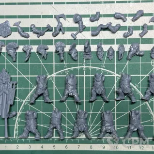 Описание картинки Dwarves Berserkers от Recruiter по цене 600руб | Свободный Рынок Миниатюр - СРМ
