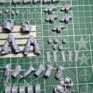 Описание картинки Iron Warriors Iron Tyrant Terminators от Recruiter по цене 650руб | Свободный Рынок Миниатюр - СРМ