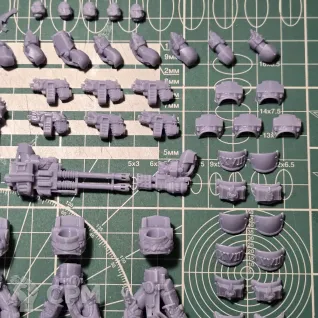 Описание картинки Word Bearers Tartaros Terminators от Recruiter по цене 650руб | Свободный Рынок Миниатюр - СРМ