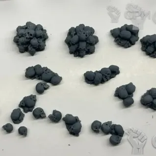Описание картинки Черепа и древние колонны от Подземный человек по цене 250руб | Свободный Рынок Миниатюр - СРМ