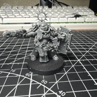 Описание картинки Индомитус Primaris Lieutenant от MoNax по цене 100руб | Свободный Рынок Миниатюр - СРМ