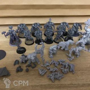 Описание картинки Миниатюры Orks и Space Wolves от Sergei1 по цене 100руб | Свободный Рынок Миниатюр - СРМ