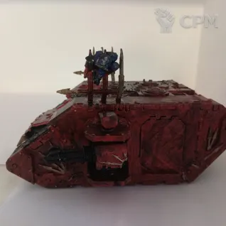 Описание картинки Land raider world eaters от mineralka по цене 2 500руб | Свободный Рынок Миниатюр - СРМ