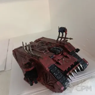 Описание картинки Land raider world eaters от mineralka по цене 2 500руб | Свободный Рынок Миниатюр - СРМ