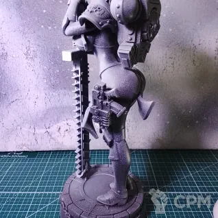 Описание картинки Сестра битвы (Adepta Sororitas (Warhammer) 23cm(В грунтовке) от Hroym по цене 1 000руб | Свободный Рынок Миниатюр - СРМ