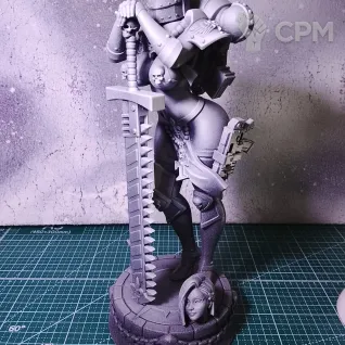 Описание картинки Сестра битвы (Adepta Sororitas (Warhammer) 23cm(В грунтовке) от Hroym по цене 1 000руб | Свободный Рынок Миниатюр - СРМ