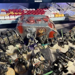 Описание картинки Большая армия Серых Рыцарей Grey Knights от Warp_shop по цене 100руб | Свободный Рынок Миниатюр - СРМ