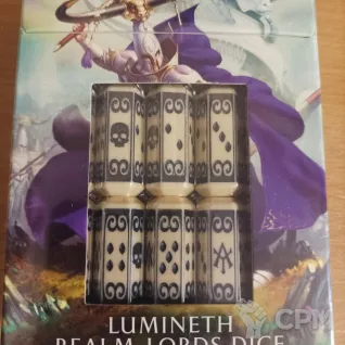 Описание картинки Кубы Люминетов, Lumineth realm-lords limited dice set от Nat по цене 5 000руб | Свободный Рынок Миниатюр - СРМ