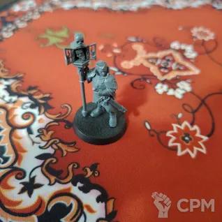Описание картинки Freeguild Marshal and Relic Envoy от Thunder79 по цене 100руб | Свободный Рынок Миниатюр - СРМ