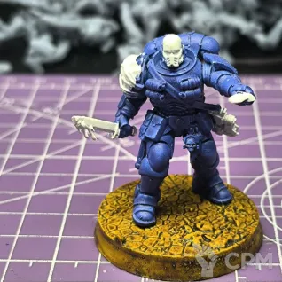 Описание картинки Lieutenant in Phobos armour от Taptus по цене 100руб | Свободный Рынок Миниатюр - СРМ