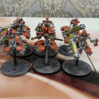 Описание картинки Lokhust Destroyers 5x + Lokhust Lord от Flayedex по цене 100руб | Свободный Рынок Миниатюр - СРМ