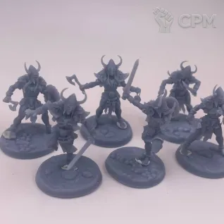 Описание картинки Северные эльфы в шлемах от Подземный человек по цене 300руб | Свободный Рынок Миниатюр - СРМ