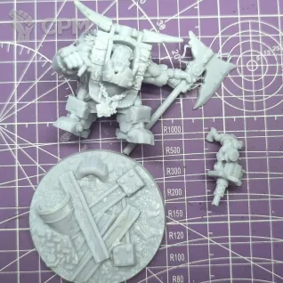 Описание картинки Warboss in Mega Armour от Taptus по цене 100руб | Свободный Рынок Миниатюр - СРМ