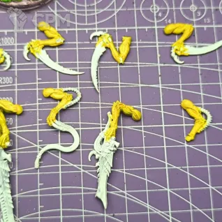 Описание картинки Tyranid Warriors 3 шт 5 закачек от Taptus по цене 100руб | Свободный Рынок Миниатюр - СРМ