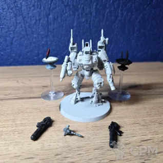 Описание картинки Commander in enforcer battlesuit оригинал от omegon92 по цене 100руб | Свободный Рынок Миниатюр - СРМ