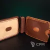 Описание картинки Кожаная купюрница с тиснением студии Liber Daemonica ручной работы от LDBits по цене 3 500руб | Свободный Рынок Миниатюр - СРМ - изображение - №2