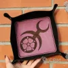 Описание картинки Dice Tray Slaanesh/Лоток/Дайс Трей/ слаанешАрена/Тарелка от Krontwar по цене 3 500руб | Свободный Рынок Миниатюр - СРМ - изображение - №3