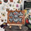 Описание картинки Кожаный картхолдер Warhammer 40k Boyz Ork Орк Бойз от Мастерская - 2D20 по цене 5 500руб | Свободный Рынок Миниатюр - СРМ - изображение - №2