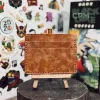 Описание картинки Кожаный картхолдер с тиснением Warhammer 40k Boyz Ork Орк Бойз от Мастерская - 2D20 по цене 5 500руб | Свободный Рынок Миниатюр - СРМ - изображение - №3