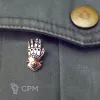 Описание картинки Латунный значок "Железные руки" (Iron Hands) от Строго по-Имперски по цене 1 000руб | Свободный Рынок Миниатюр - СРМ - изображение - №2