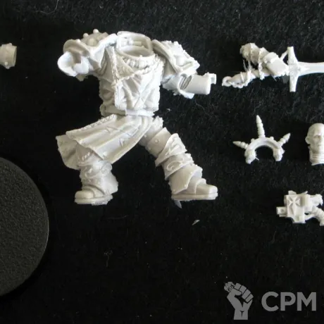 Описание картинки Sigismund of the Imperial Fists (без большой подставки) от Soul Dark по цене 400руб | Свободный Рынок Миниатюр - СРМ