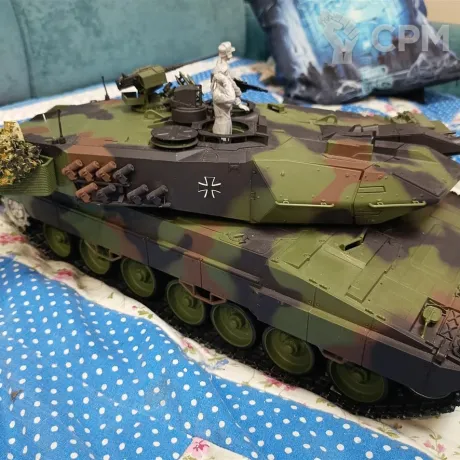Описание картинки Продам Радиоуправляемый танк Leopard 2A6 в масштабе 1:16 от Эктелион по цене 20 000руб | Свободный Рынок Миниатюр - СРМ
