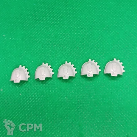 Описание картинки Iron Hands Terminator Shoulder Pads от Templar Forge по цене 200руб | Свободный Рынок Миниатюр - СРМ