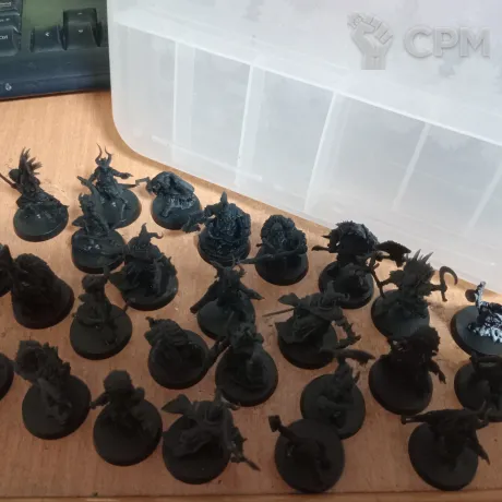 Описание картинки Кучка миниатюр от Dungeons Workshop по цене 100руб