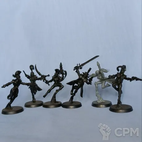 Описание картинки Harlequin Troupe оригинал в грунте от artifactorum по цене 2 990руб | Свободный Рынок Миниатюр - СРМ