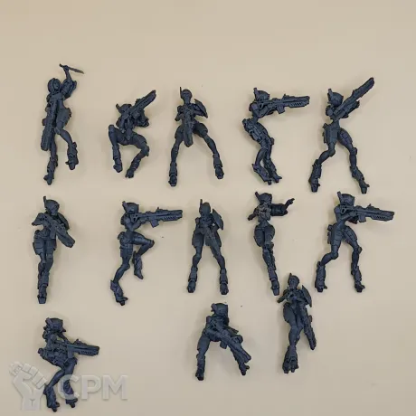 Описание картинки Tau Female breachers от PocketSized Prints по цене 500руб | Свободный Рынок Миниатюр - СРМ