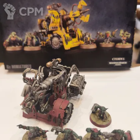 Описание картинки Ork Mek Gun от WB ZLo по цене 4 900руб | Свободный Рынок Миниатюр - СРМ