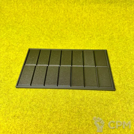 Описание картинки Movements tray для баз 25х50мм 7х2 (1шт) от Террейн и миниатюры по цене 140руб | Свободный Рынок Миниатюр - СРМ