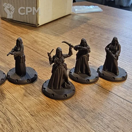 Описание картинки Cthulhu Mythos Cultist Fire Squad от Antilus по цене 1 000руб | Свободный Рынок Миниатюр - СРМ